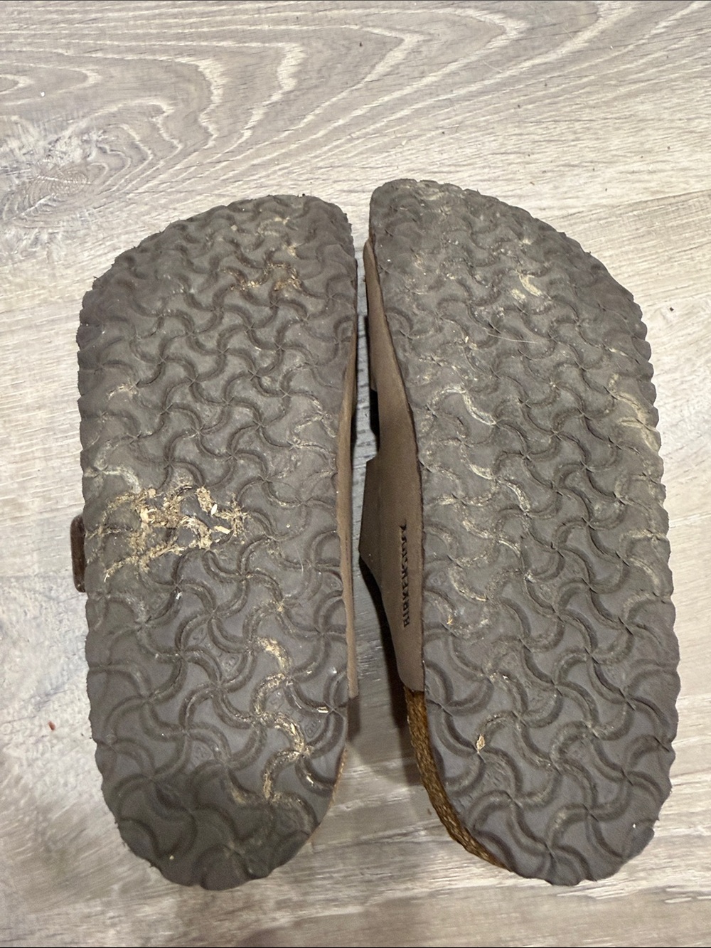 Birkenstock Arizona Two-Strap Sandals in Brown EU size 34 - Picture 4 of 4